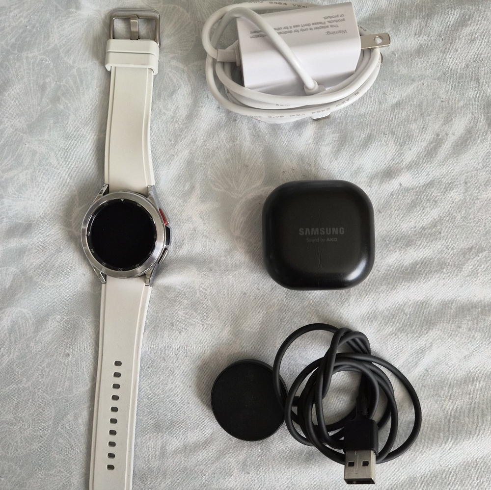 Samsung Galaxy Watch+Buds - Picture 3 of 17